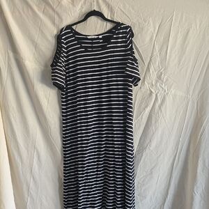 Isaac Mizrahi Black and White Striped Maxi Dress